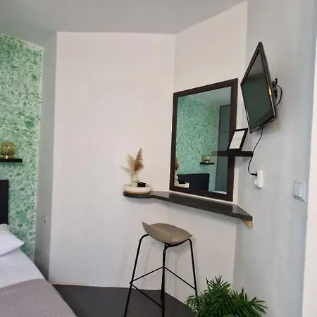 Nina 아파트 Kaštel Štafilić